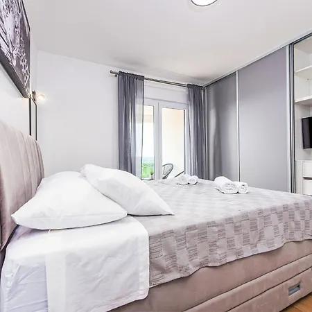 Vila Katarina By Interhome